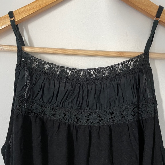 American eagle black halter neck embroidered top with adjustable straps - Picture 6 of 6